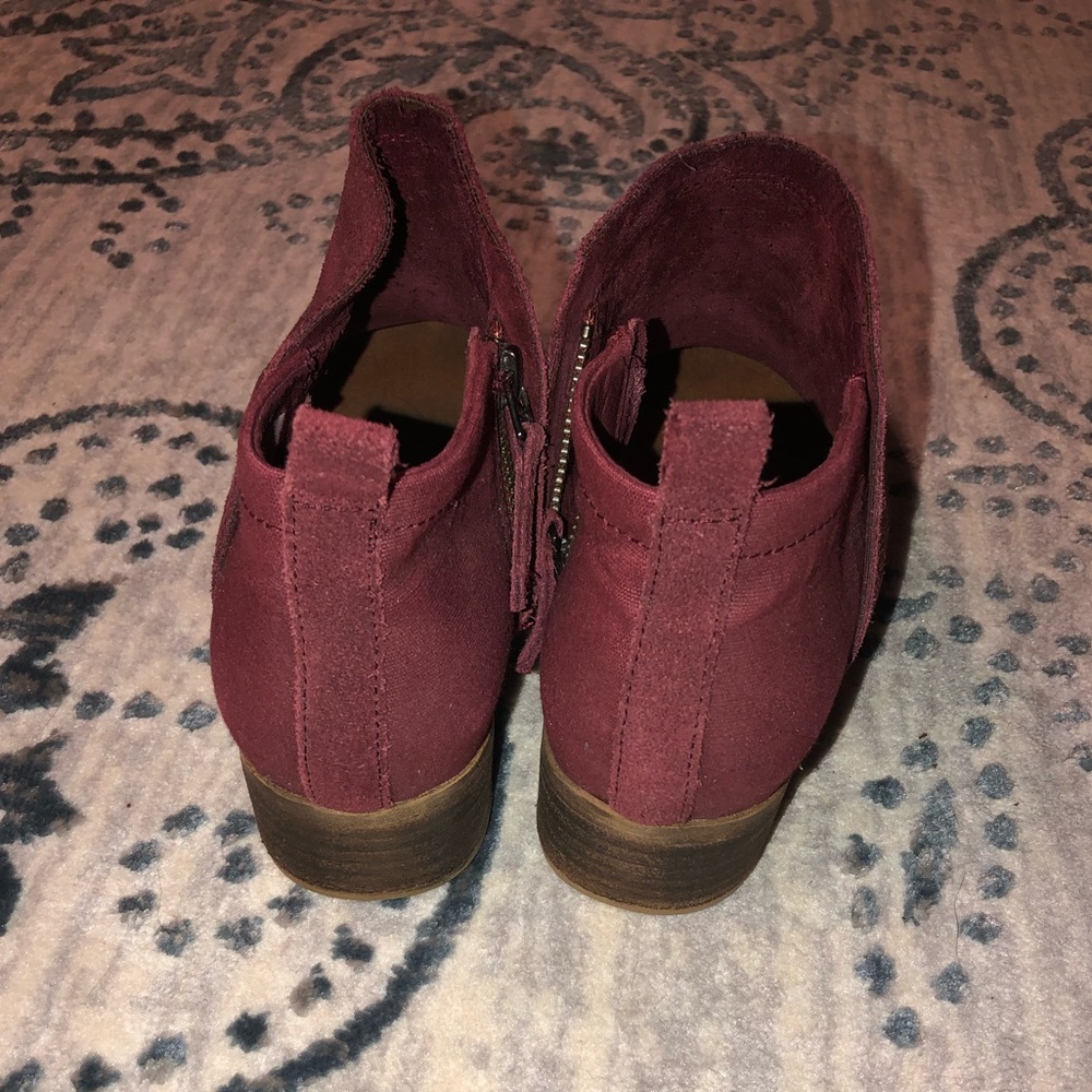 TOMS Booties - Picture 3 of 5